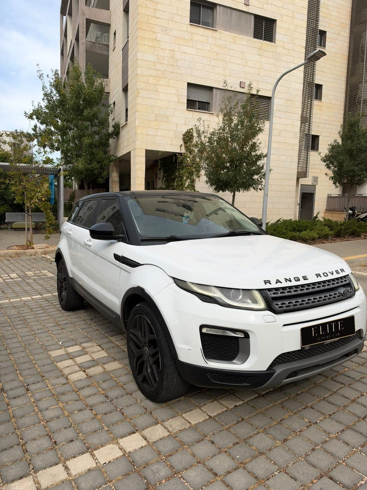 Range Rover Evoque White